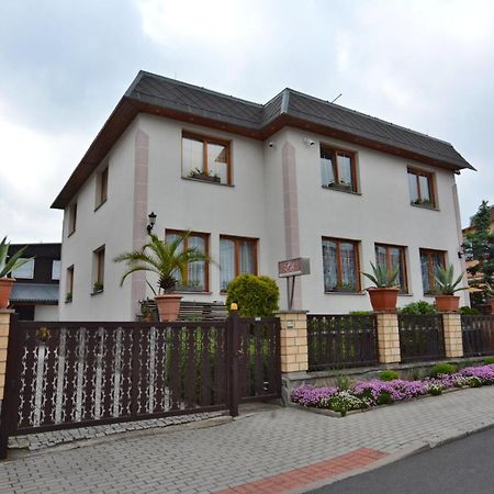 Apartmany Κάρλοβι Βάρι Εξωτερικό φωτογραφία