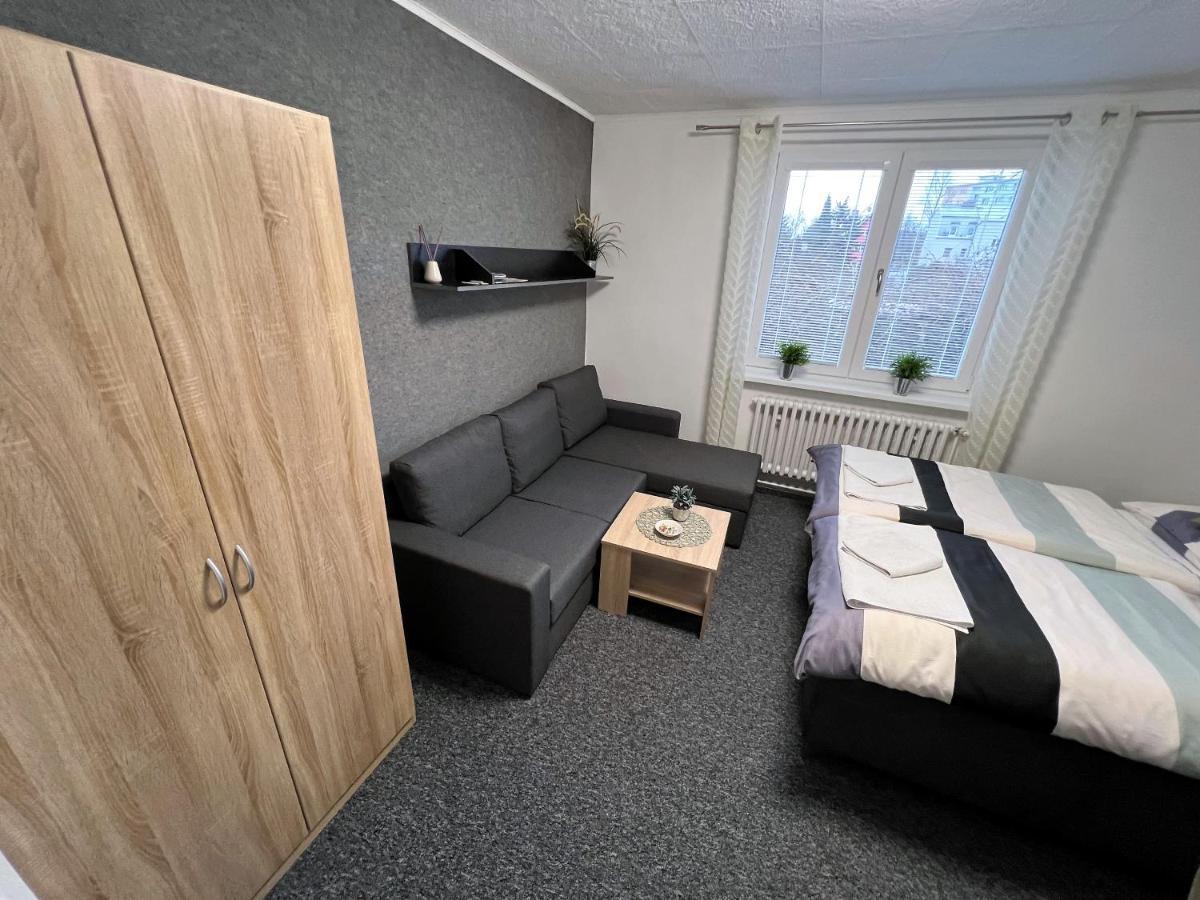 Apartmany Κάρλοβι Βάρι Εξωτερικό φωτογραφία